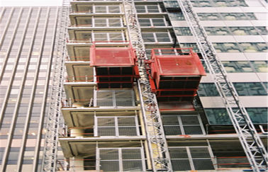 CE / ISO Penumpang merah Hoist Lift SC200 / 200 gaya Cage Bersertifikat